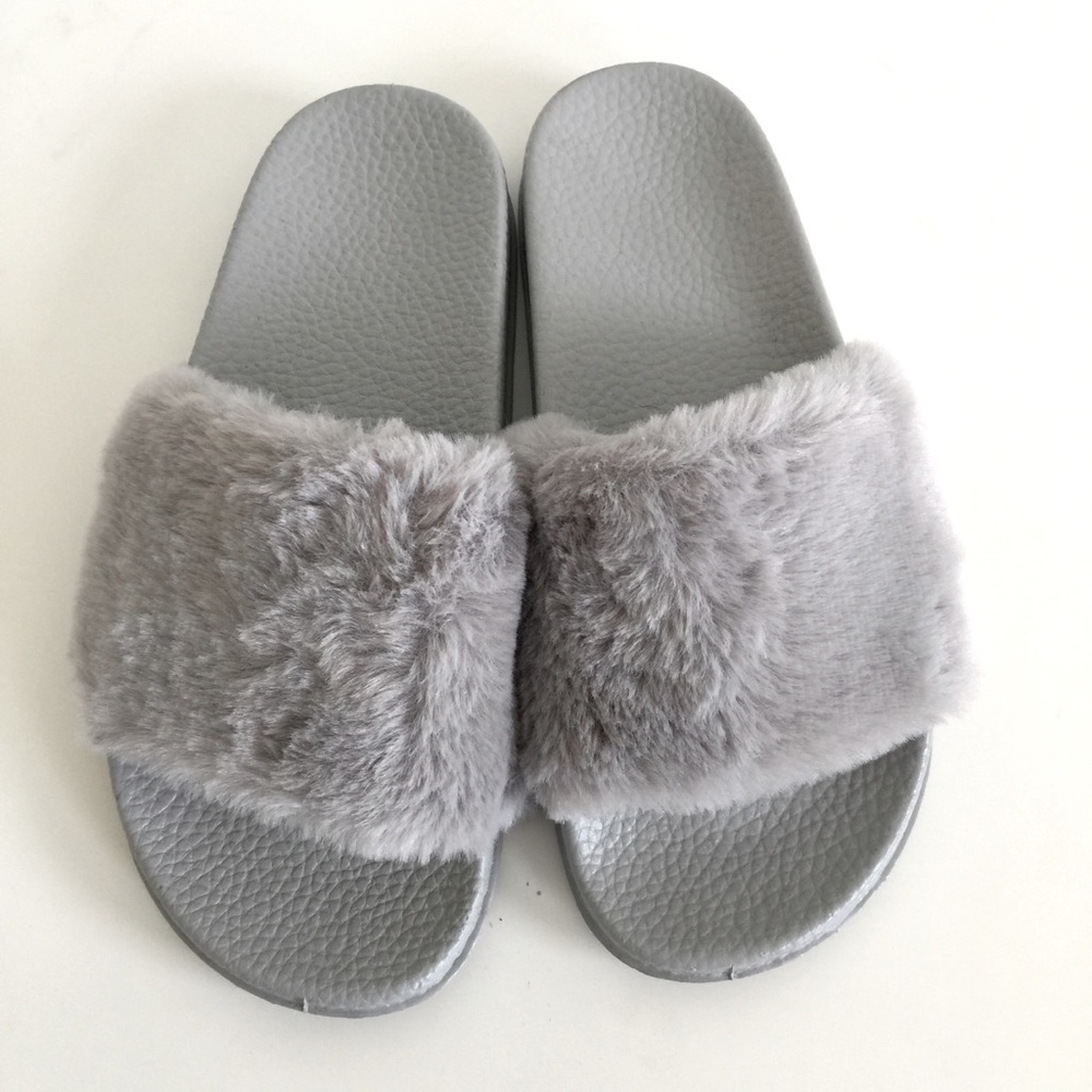 Grey Faux Fur Slides